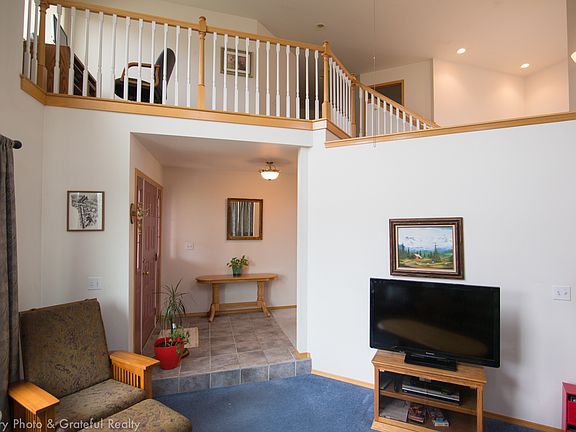 2nd image of 5604 Garden Terrace Ln