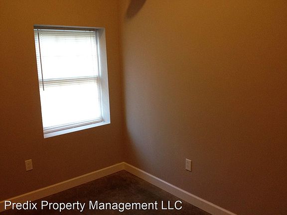 3rd image of 275 Jefferson Ave Unit 5
