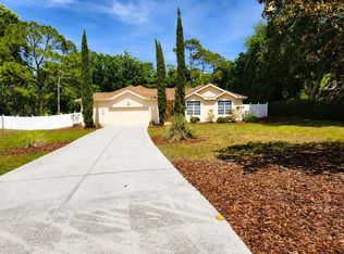 7517 Jomel Dr, Weeki Wachee, FL 34607
