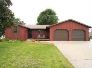 484 Rosemary Dr, Pulaski, WI 54162