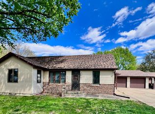 1313 4th St, Onawa, IA 51040