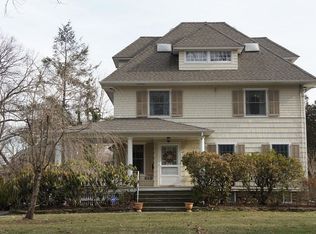 619 Hillcrest Rd, Ridgewood, NJ 07450