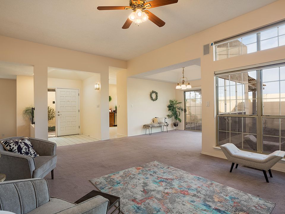1st image of 7909 Woodleaf Dr NE