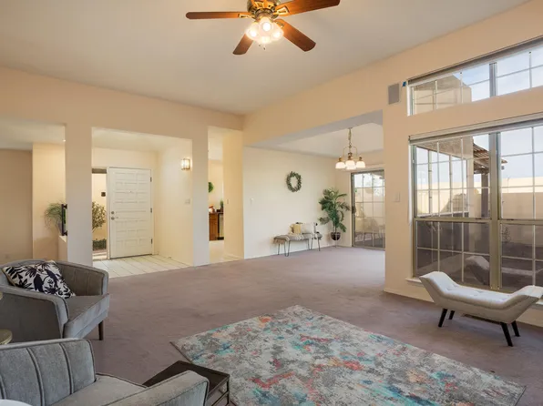 7909 Woodleaf Dr NE, Albuquerque, NM 87109