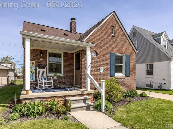 13152 Superior St, Southgate, MI 48195