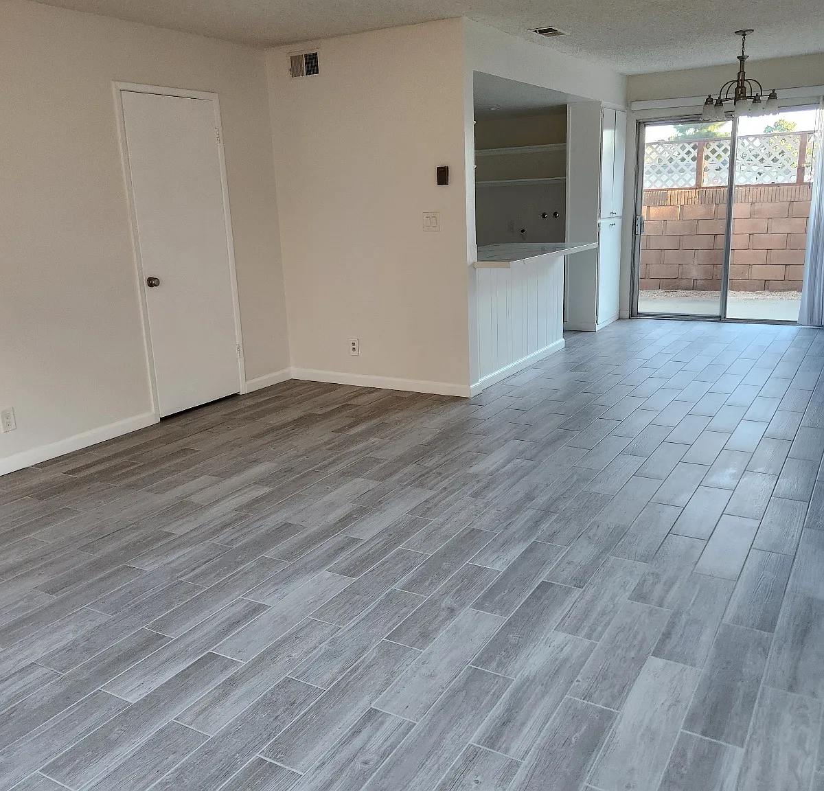2BR/1BA Remodeled Townhouse — Photo 3