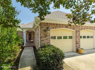 504 Beacon Cv, Brandon, MS 39047