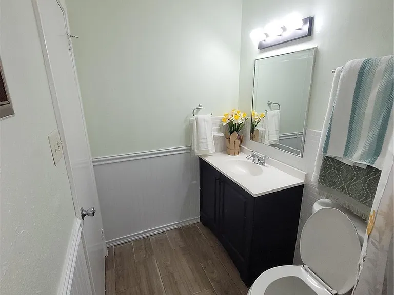 7213 Beechnut St — Photo 11