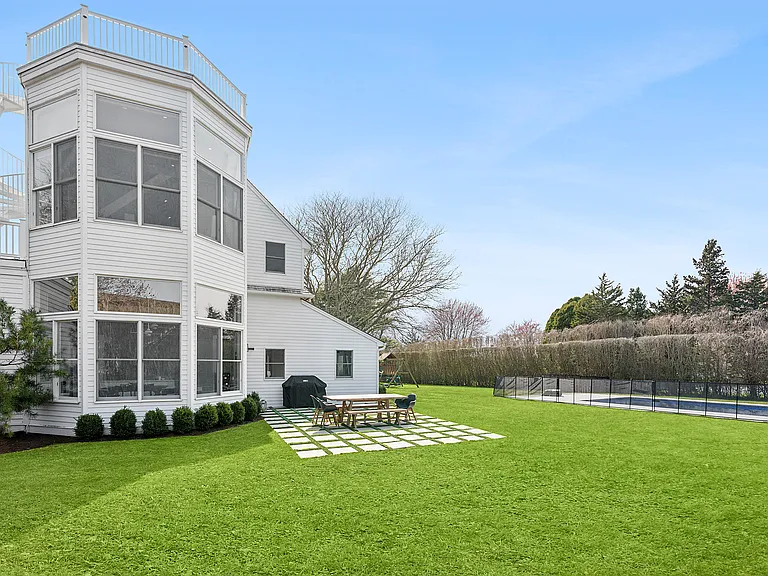 14 Swans Neck Ln — Photo 19