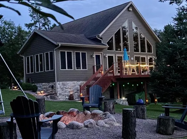 2311 West 18th Drive, Friendship, WI 53934