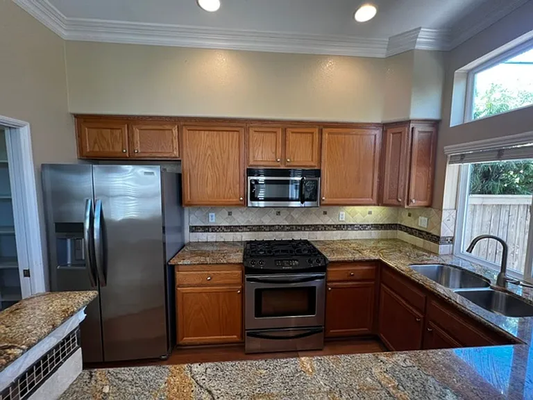 16822 Blue Crane Way #2 — Photo 4