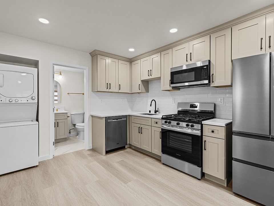 1st image of 937 Missouri St