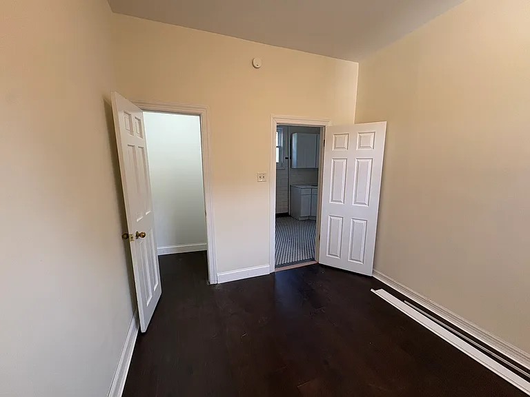 31 Florida Ave #1R — Photo 3