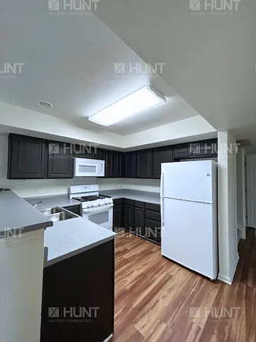 1110 Macadamia Way — Photo 3
