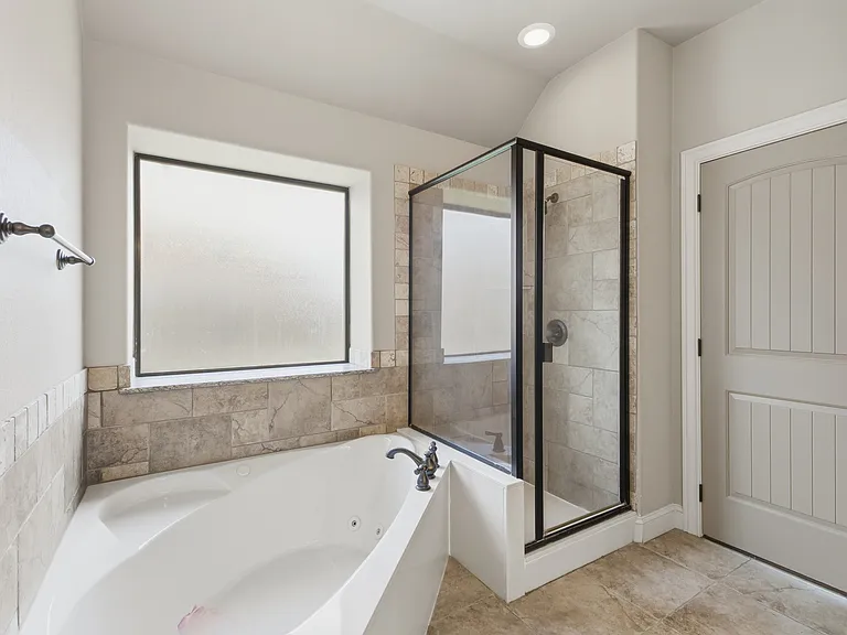 144 Roucourt Loop — Photo 24