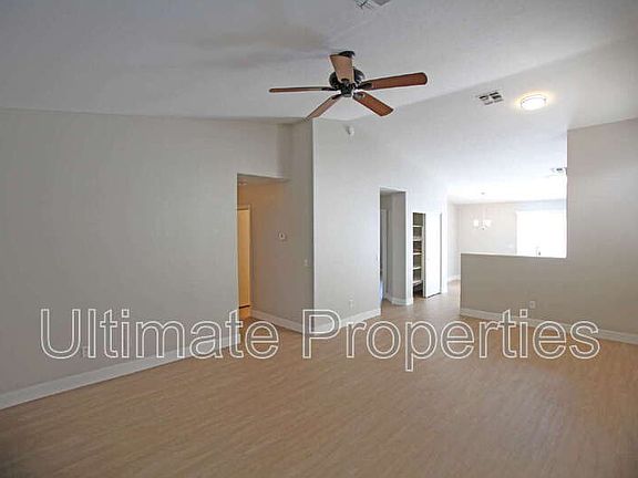 4th image of 20748 N 93rd Ln