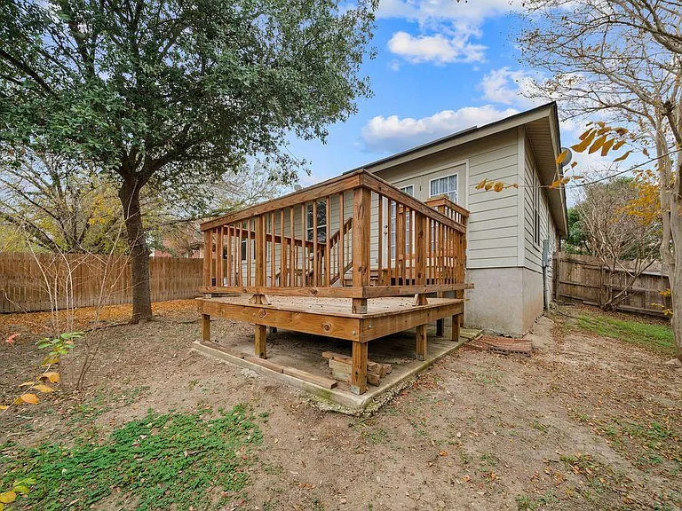 10215 Tiger Bay — Photo 33