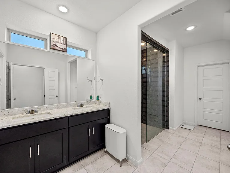 21467 Somerset Shores Xing — Photo 20
