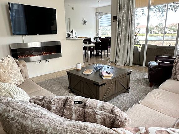 4th image of 4210 Vicenza Dr Unit B