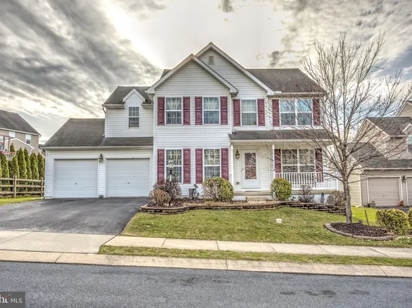 115 Grayson Ave, East Earl, PA 17519