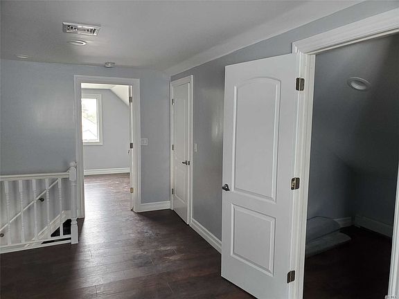 4th image of 43 Bamboo Ln