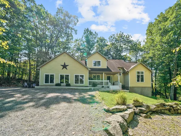 177 Eastwood Dr, Greentown, PA 18426