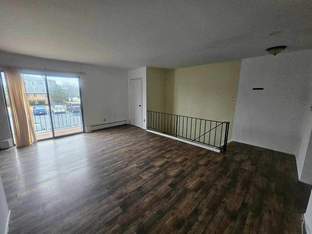 1 bed, 1.0 bath, 775 sqft, $2,000 — Photo 3