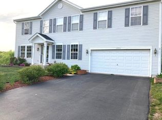 1006 Grace Ct, Marengo, IL 60152