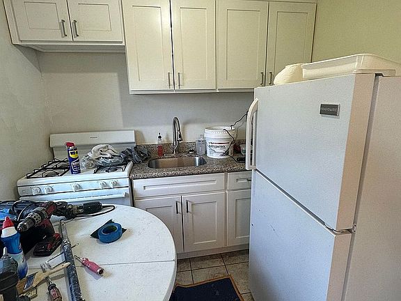 3rd image of 303 Bay 17 St #3U