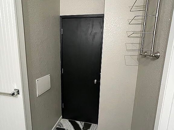 2nd image of 2557 David St