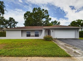 70 Pinewood Ter E, Palm Harbor, FL 34683