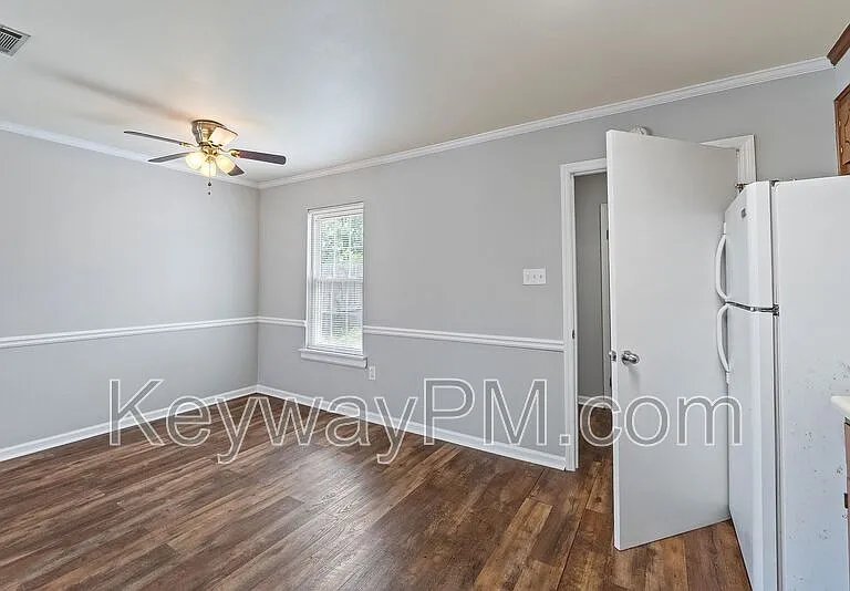 3933 Miramar Drive Ext — Photo 6