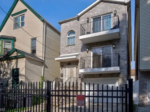 64 S 10Th St, Newark City, NJ 07107