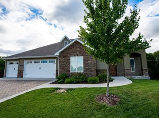 217 Hellwig Ln, Columbia, MO 65203
