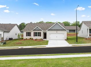 136 Majestic Oak Cir, Dallas, GA 30132