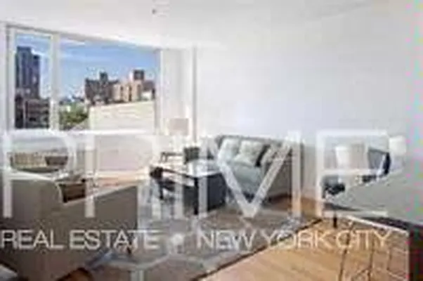Sold by Prime NYC | media 15