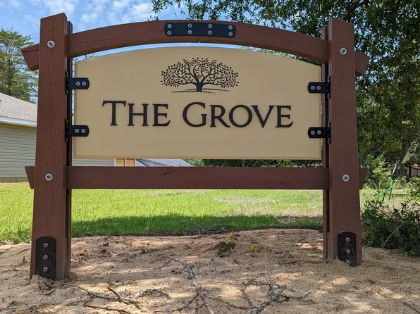 6201 Kayden Ct, Laurel Hill, FL 32567