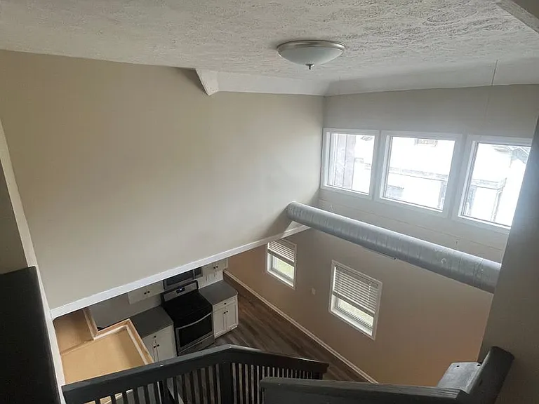 1006 Lake Ave — Photo 11