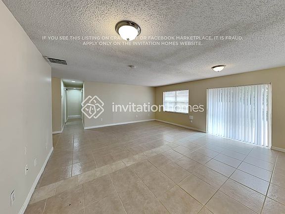 3rd image of 1420 Guinevere Dr