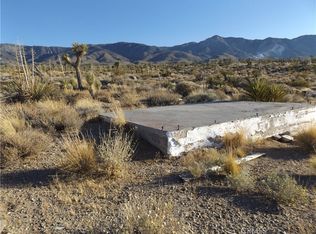 15 Tate Ln, Lucerne Valley, CA 92356