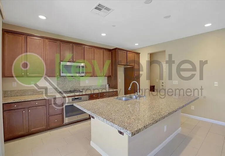 9673 Philta Way — Photo 3