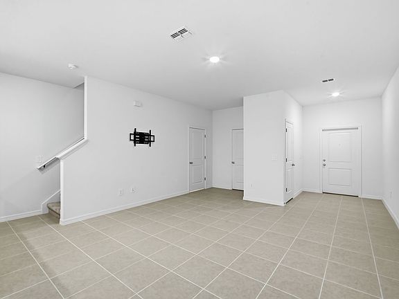 5th image of 9864 Allendale St