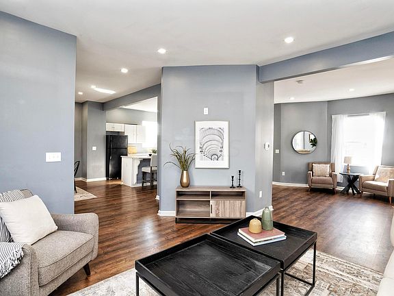 4th image of 475 Southwood Ave