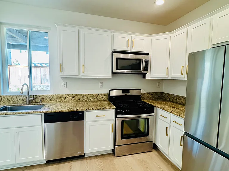15 Ametrine Way — Photo 11
