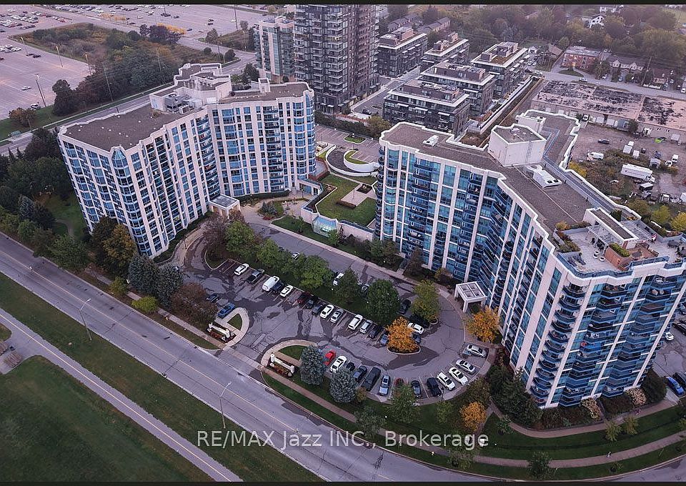 1st image of 360 Watson St W #105