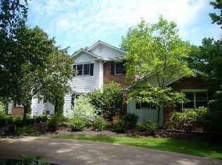 8571 Hemlock Ridge Dr, Kirtland, OH 44094