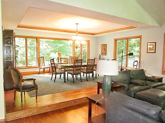 5th image of 237 Stacey Hollow Dr