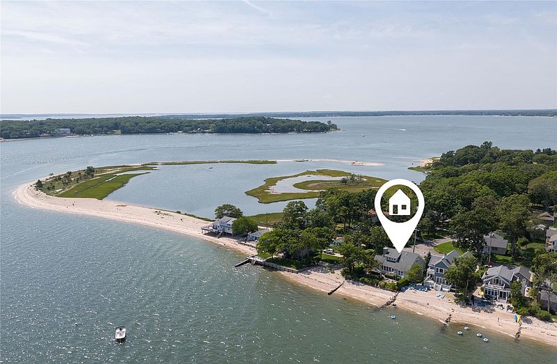 4295 Bay Shore Rd, Greenport, NY 11944 | Out East
