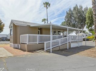 2750 W Acacia Ave, Hemet, CA 92545