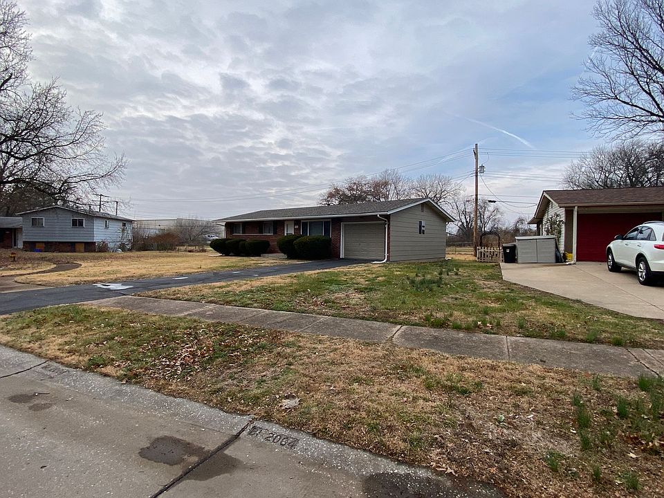 1st image of 7313 Arrow Wood Ln